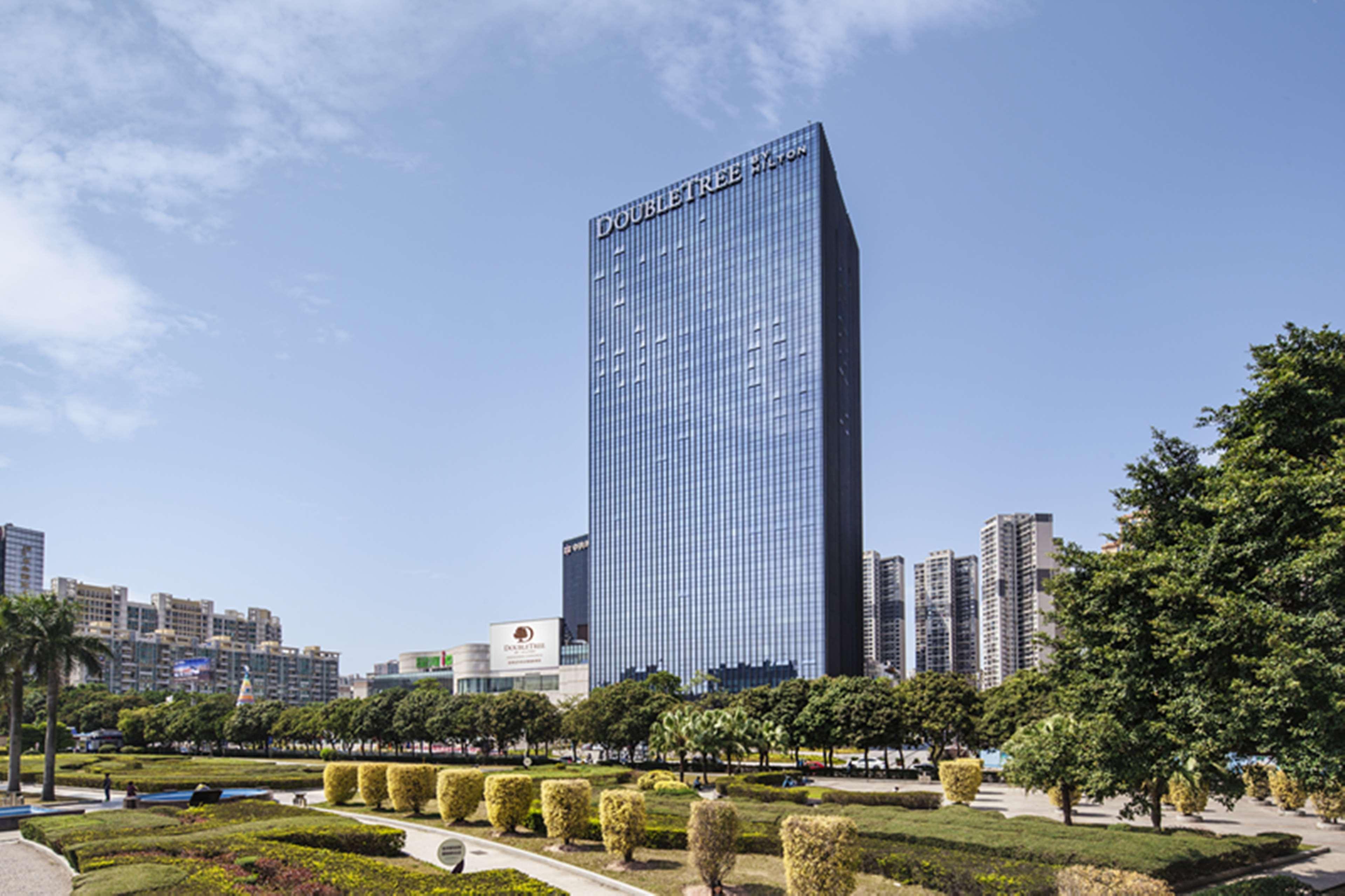 Doubletree By Hilton Shenzhen Longhua: Central Location Near Metro & Attractions Exterior photo