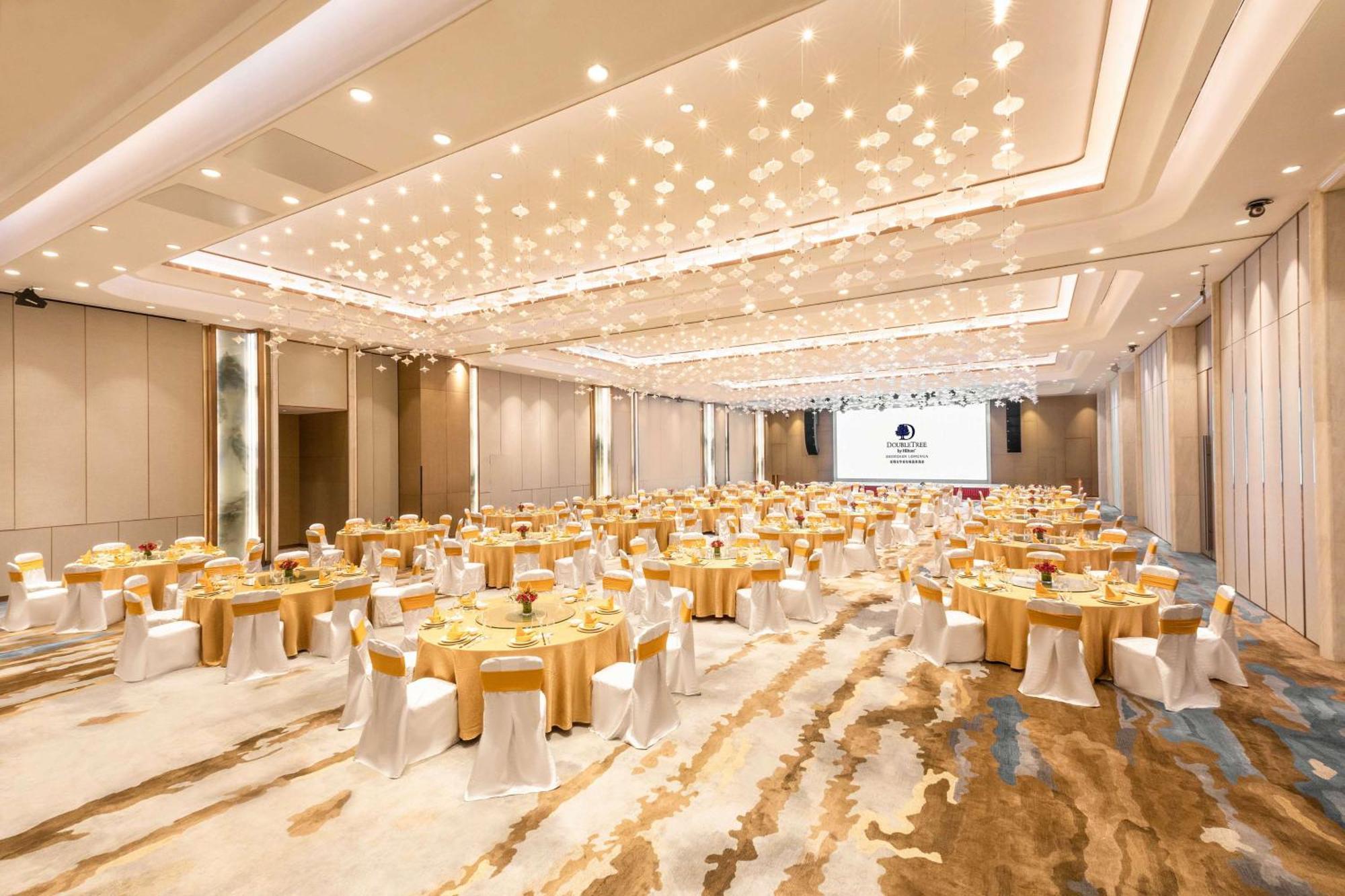 Doubletree By Hilton Shenzhen Longhua: Central Location Near Metro & Attractions Exterior photo